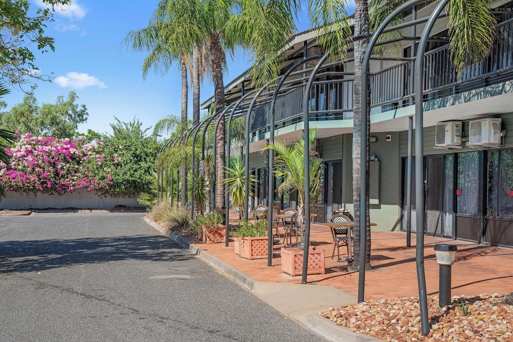 greet Hotel Alice Springs 52/57
