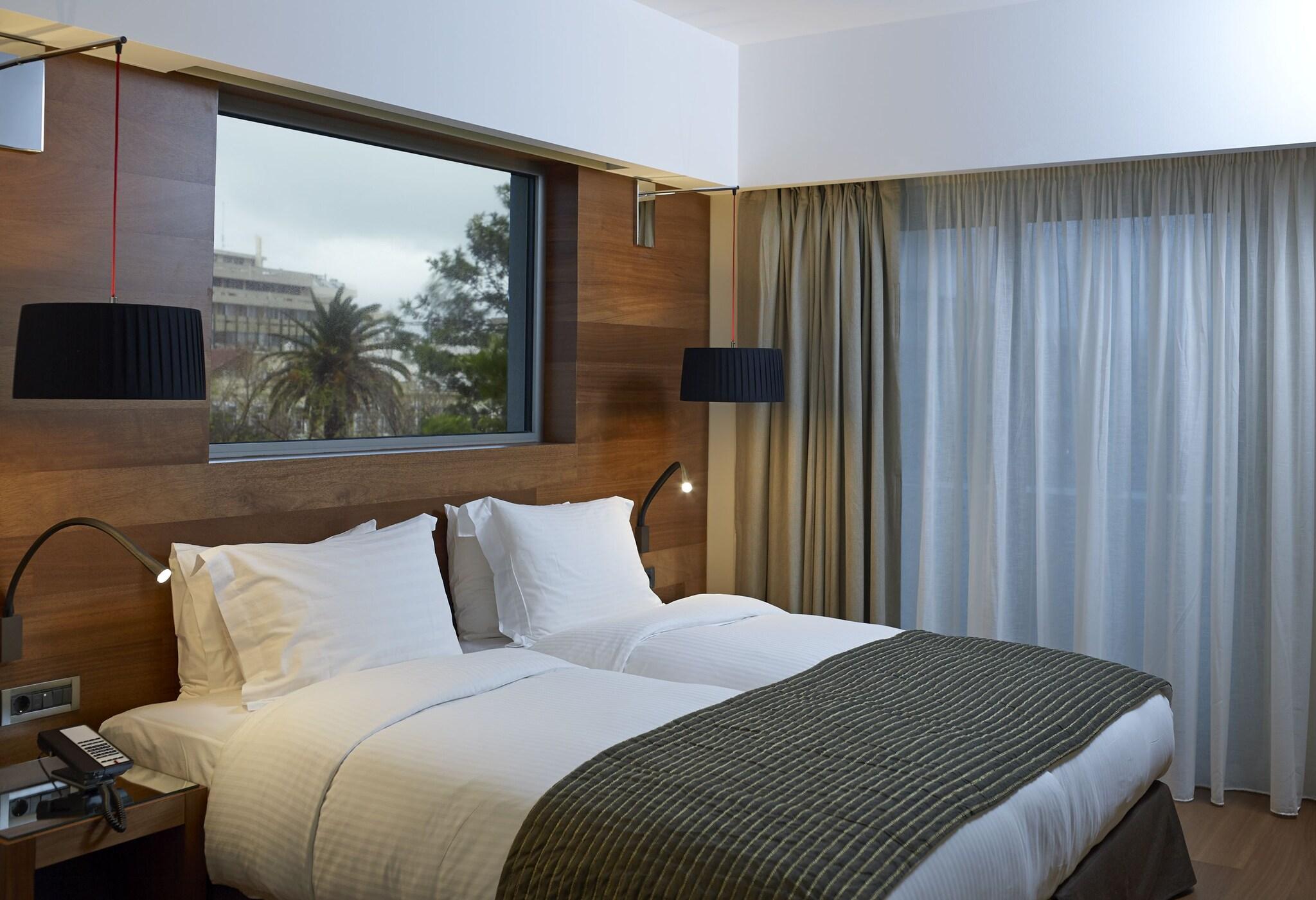 جناح، Samaria Hotel 2/6