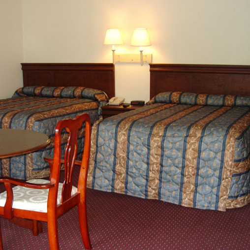 Whispering Pines by Hotel O Whitestone VA 21/50