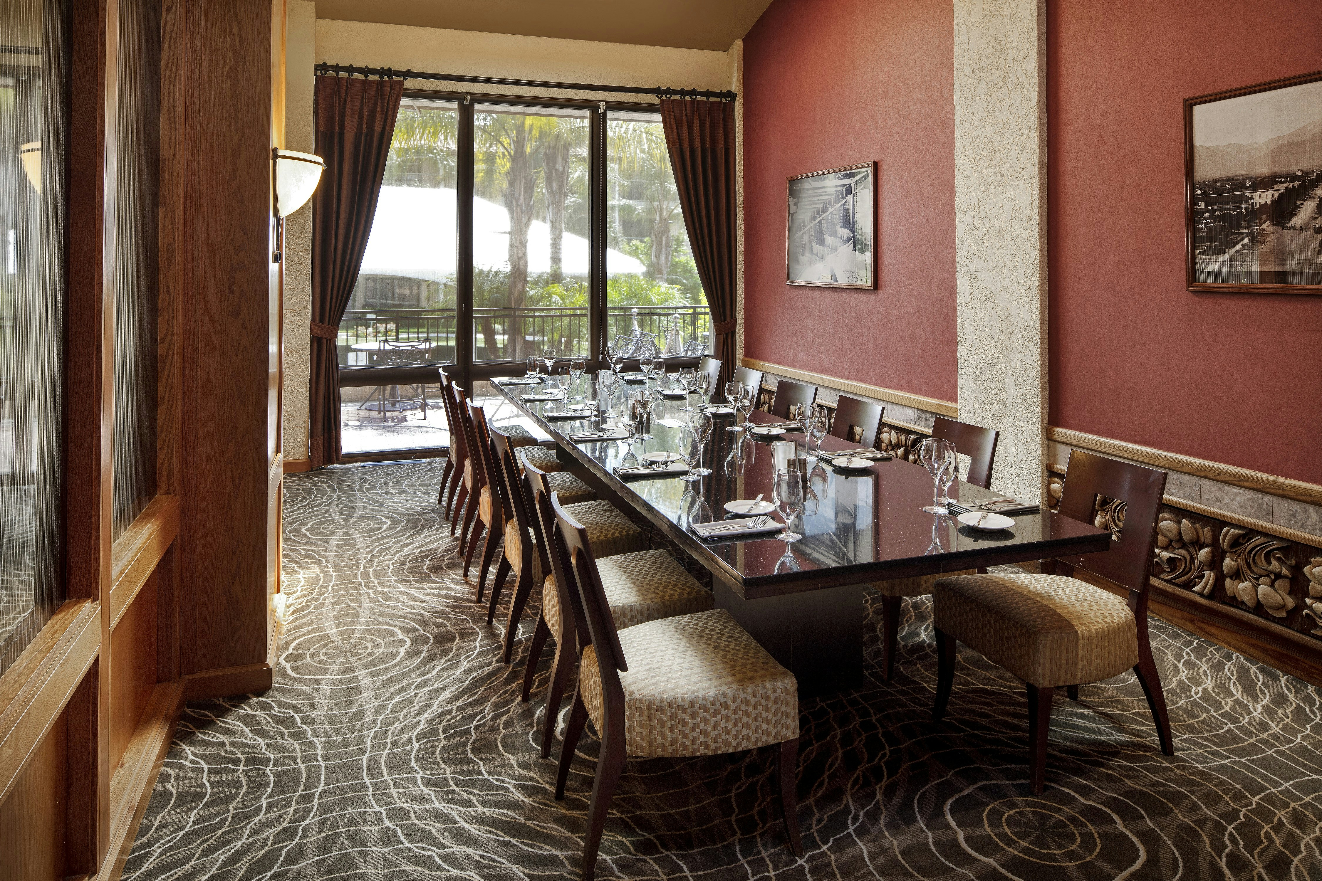 DoubleTree by Hilton Hotel Ontario Airport 38/62