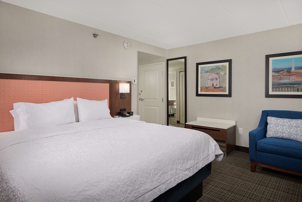 Hampton Inn Fairfax City 5/40