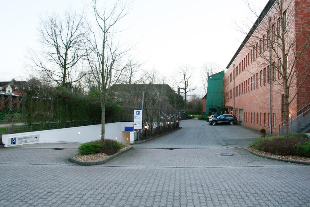 Hotel Mercator Itzehoe-Klosterforst 46/49