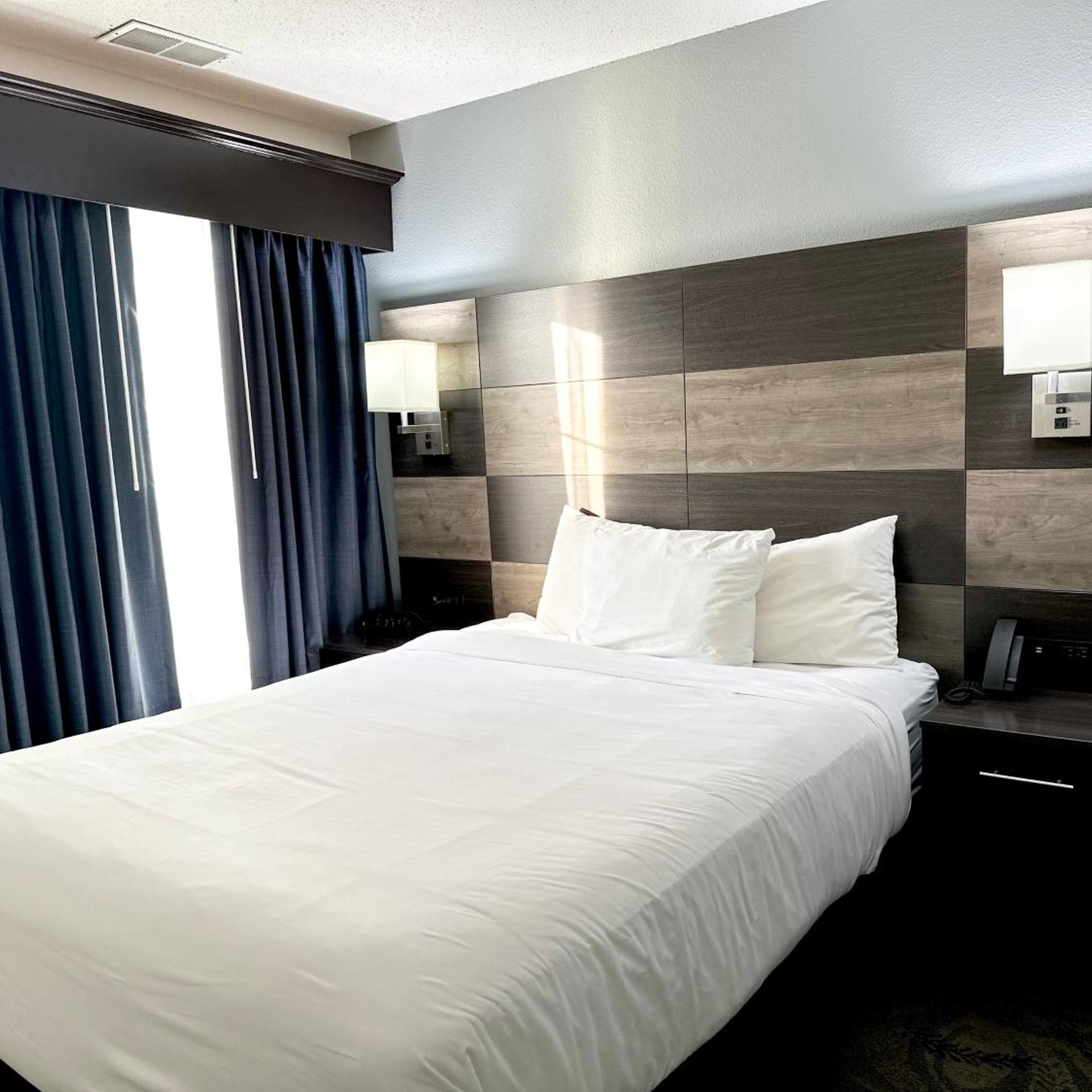 Efficiency, Suite, 2 Queen Beds