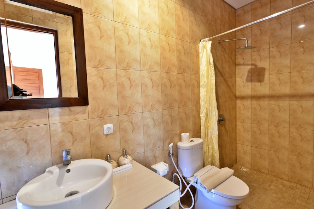 Hotel Arsa Santhi Nusa Penida 49/50