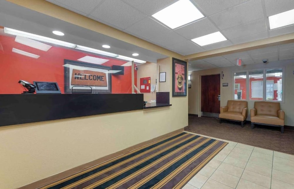 Studio 6 Corporate Extended Stay Amherst Buffalo NY 6/60
