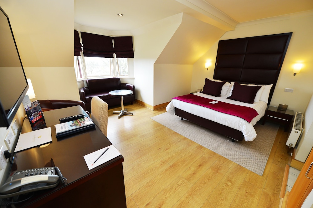 Glynhill Hotel 27/49