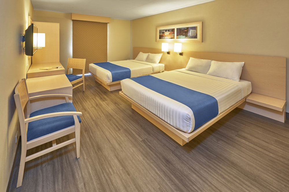 City Express by Marriott Puebla Angelopolis 15/60