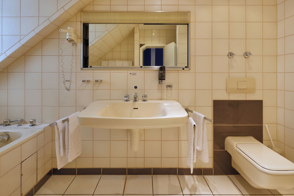 TRIP INN PostHotel Duren 48/50