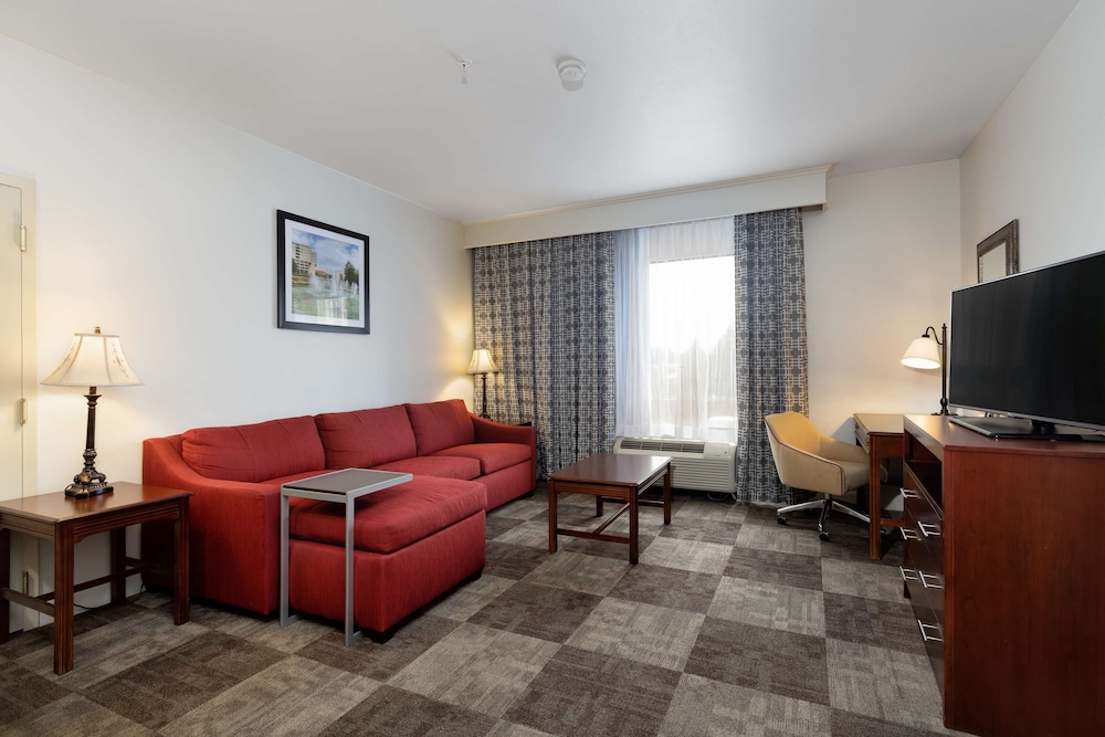 Hampton Inn and Suites Baton Rouge I 10 East 36/56