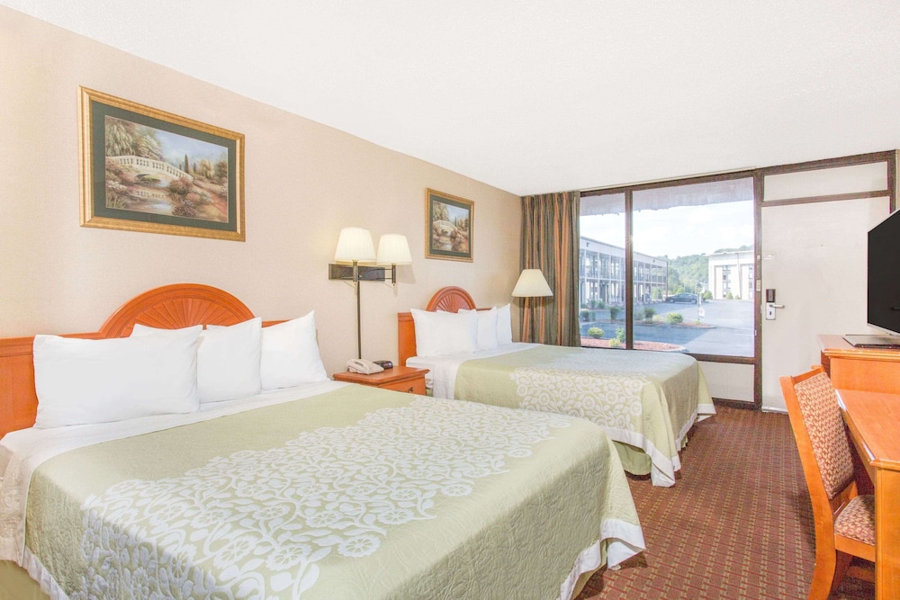 Days Inn by Wyndham Princeton 18/32