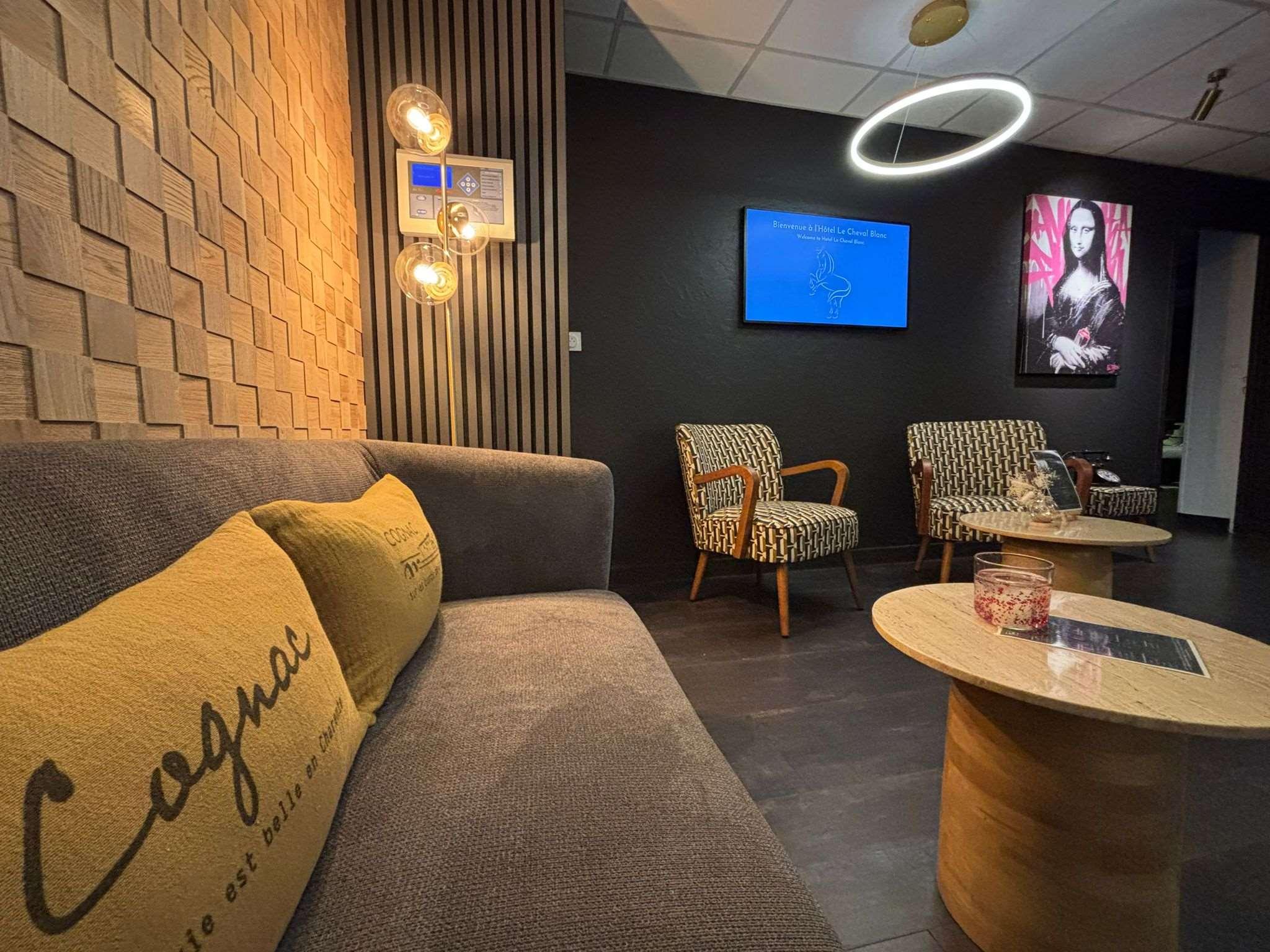 CITOTEL LE CHEVAL BLANC 32/50