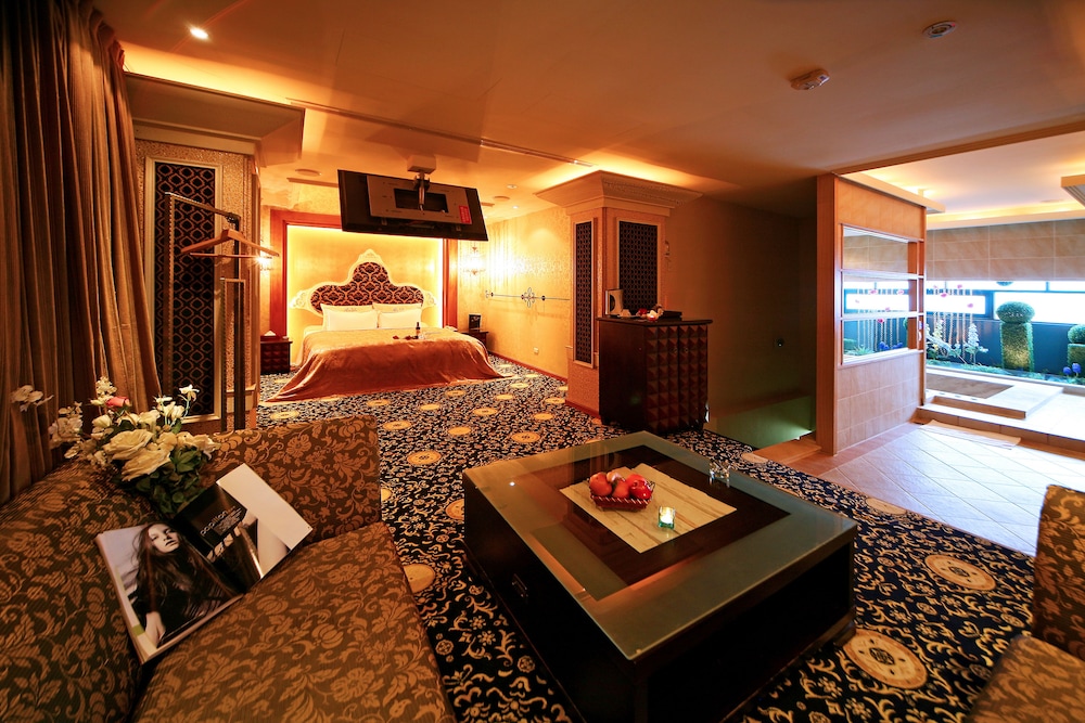 Fongchin Motel 37/44
