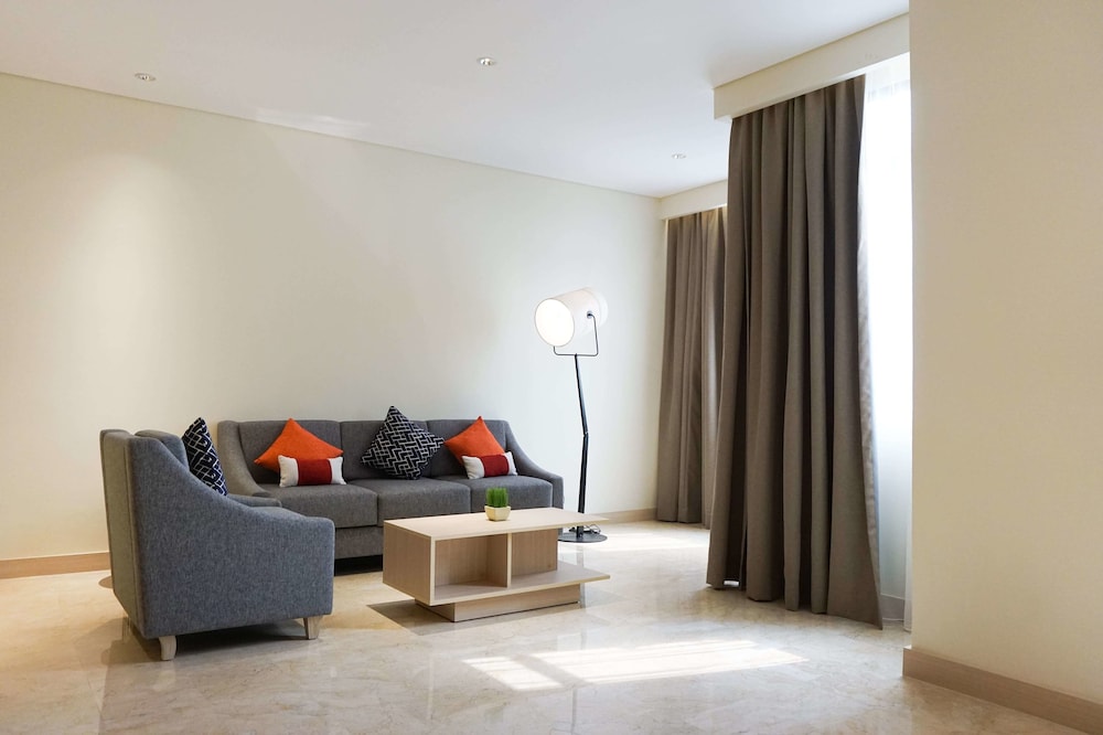Midtown Residence Simatupang Jakarta 43/78