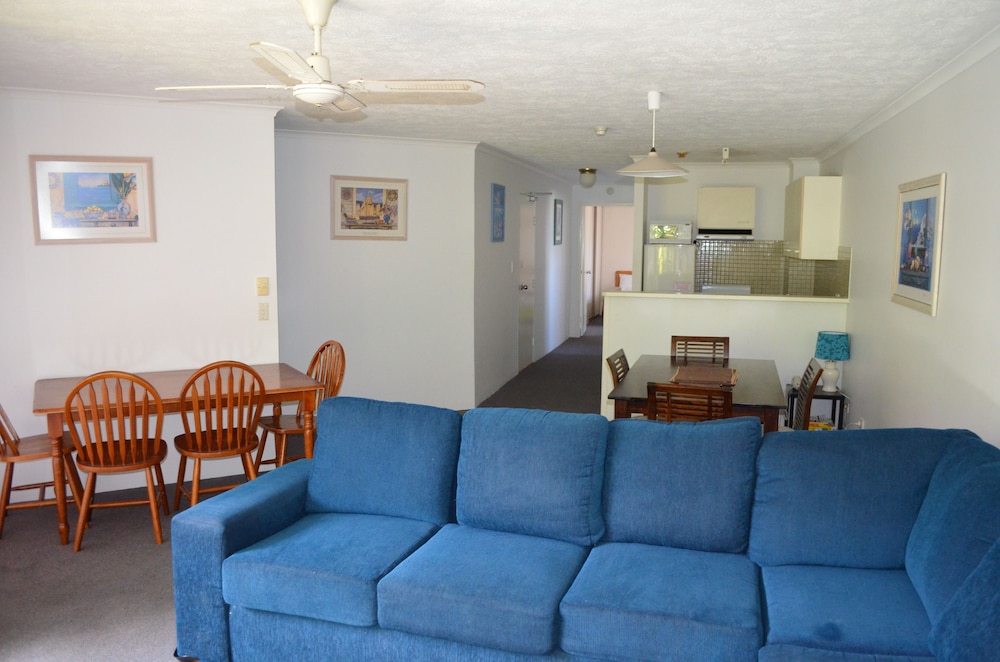 Enderley Gardens Resort 34/55