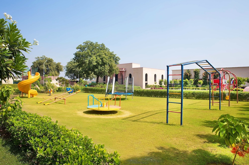 Orchha Palace and Convention Centre 40/50