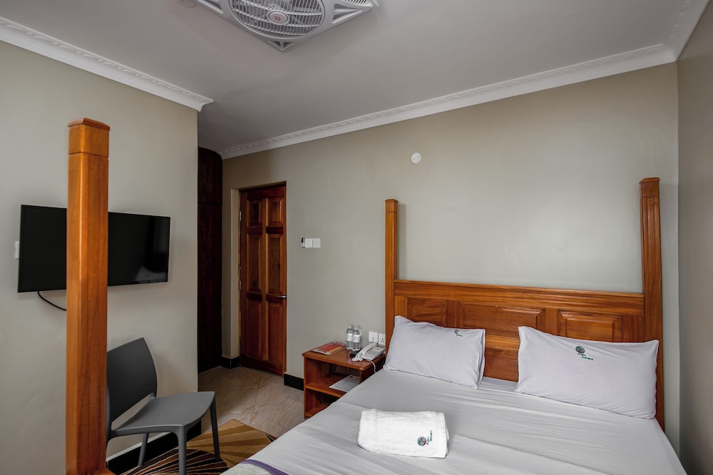 Palm Gardens And Guest House 17/50