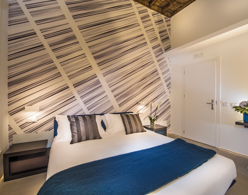 B&B First Floor 28/53