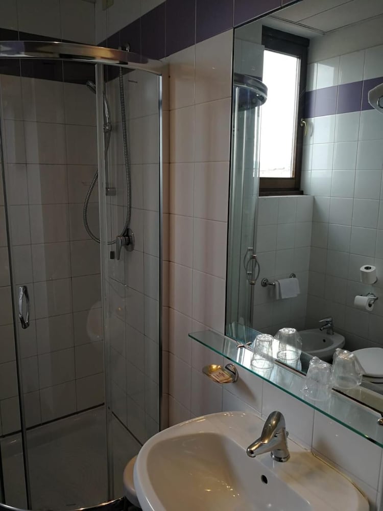 Meridiana Hotel 16/56