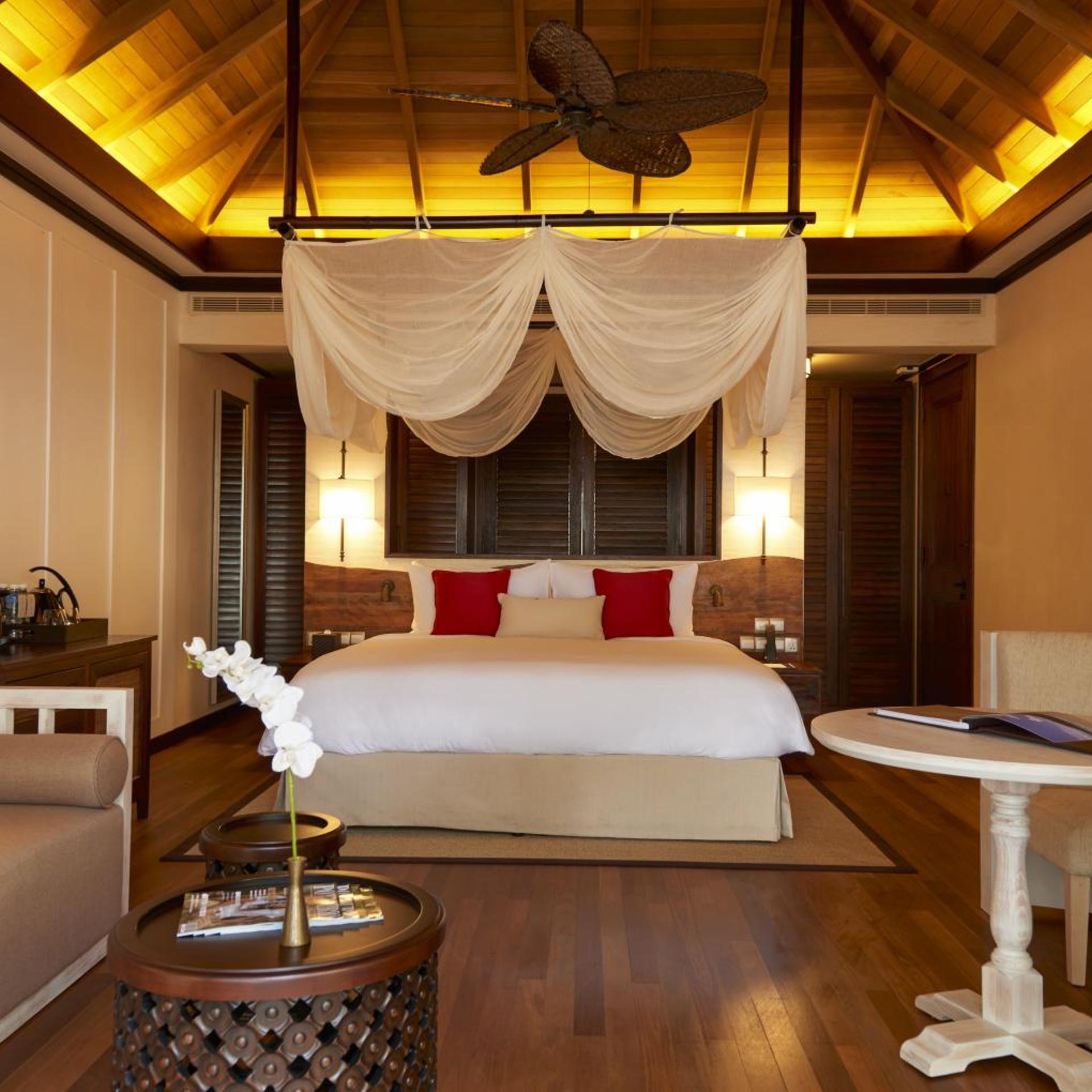 Grand, Beach Pool, Villa