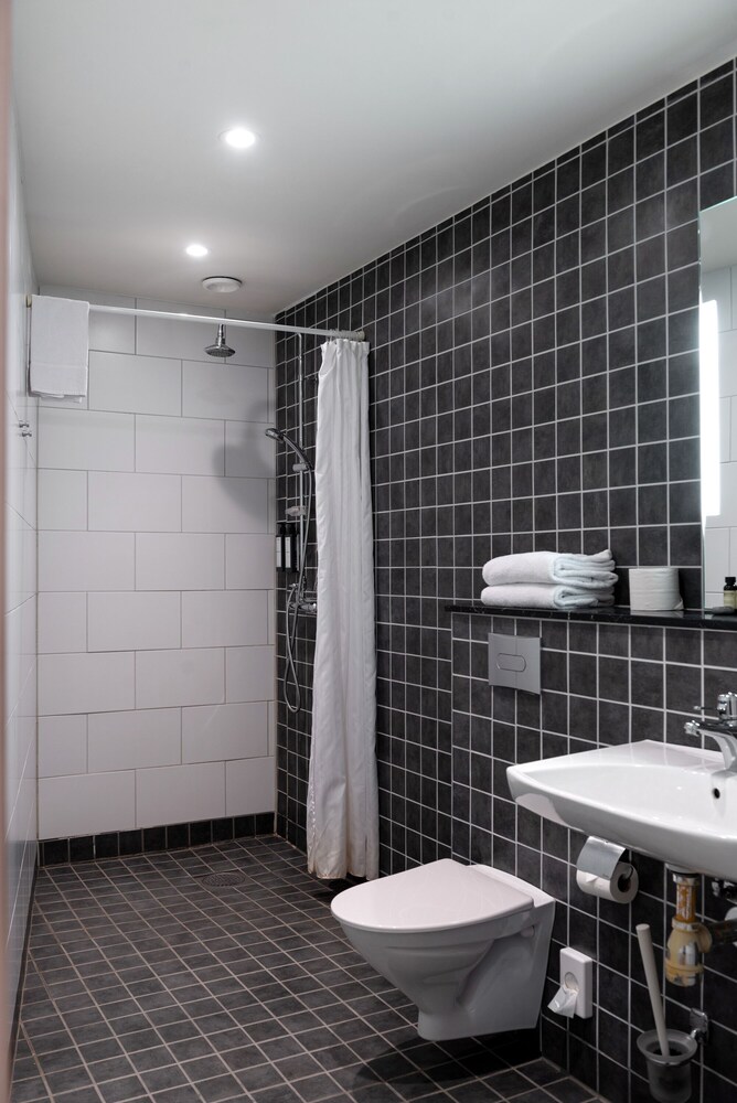 Hotel Bishops Arms Koping 58/60