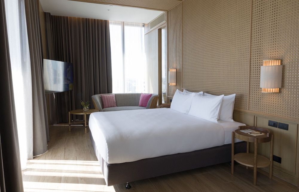 Ad Lib Hotel Khon Kaen 12/50