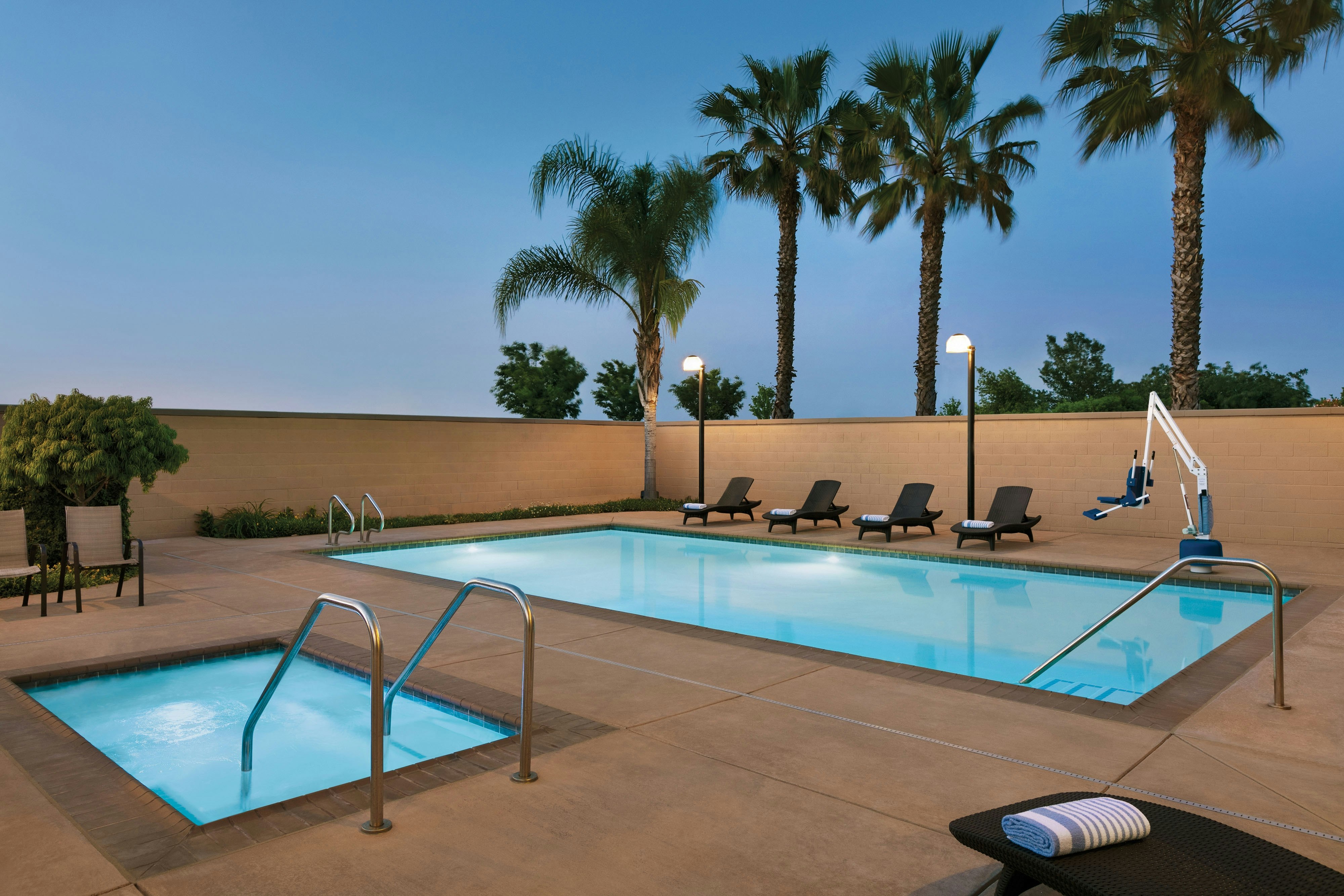 Four Points by Sheraton Sacramento International Airport 18/49
