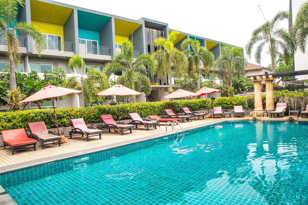 Lantana Pattaya Hotel And Resort 72/76