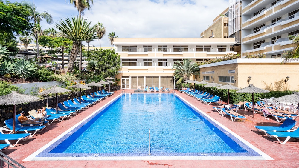 BLUESEA Puerto Resort 57/60