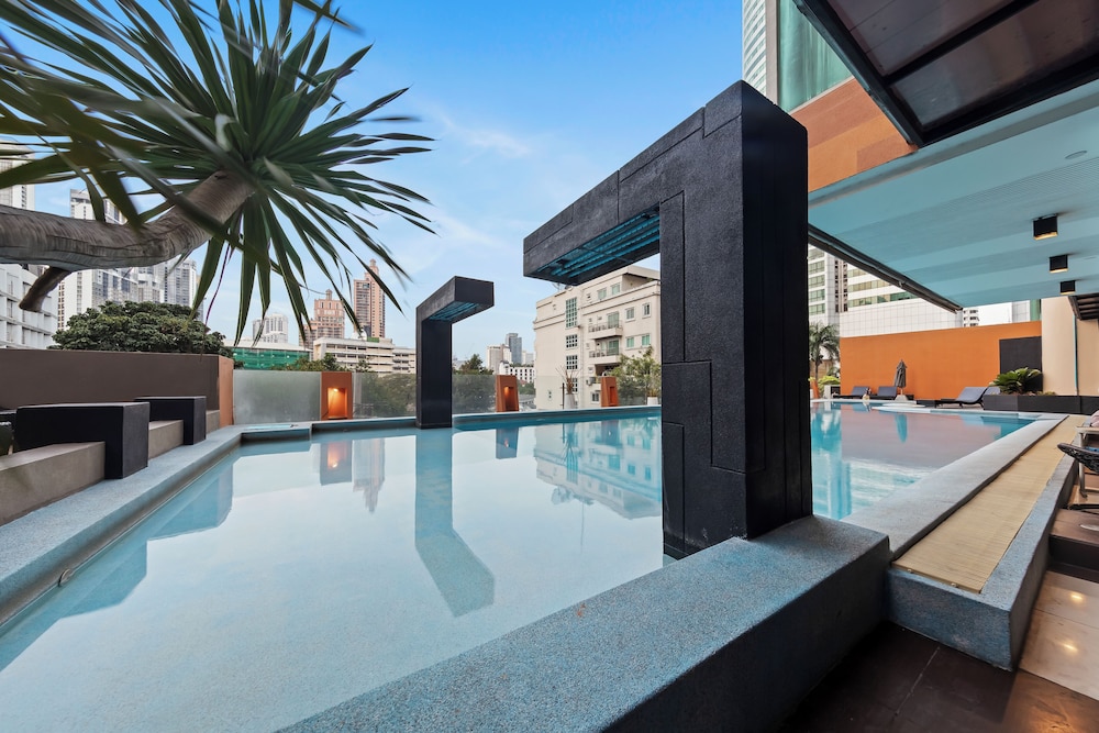 Golden Tulip Mandison Suites 36/59