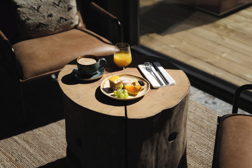 Henningsvaer Bryggehotell by Classic Norway Hotels 37/50