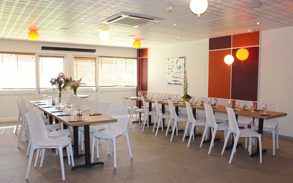 Brit Hotel Brasserie Du Cap 34/49