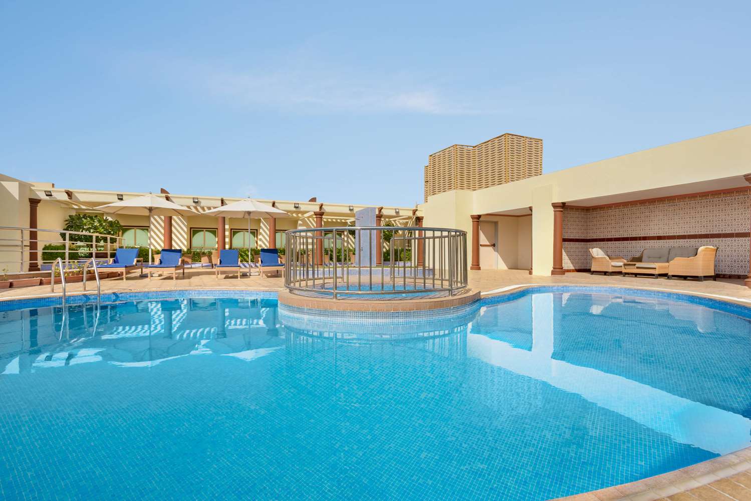 ويندام جاردن الدمام(Wyndham Garden Dammam Hotel) 36/58