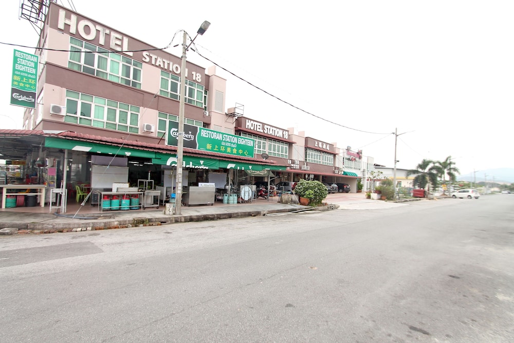 Hotel Station 18 2/32