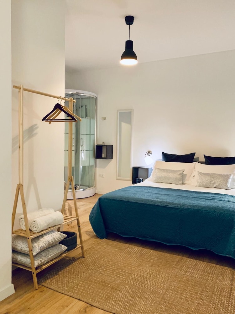 Palazzina300 16/50