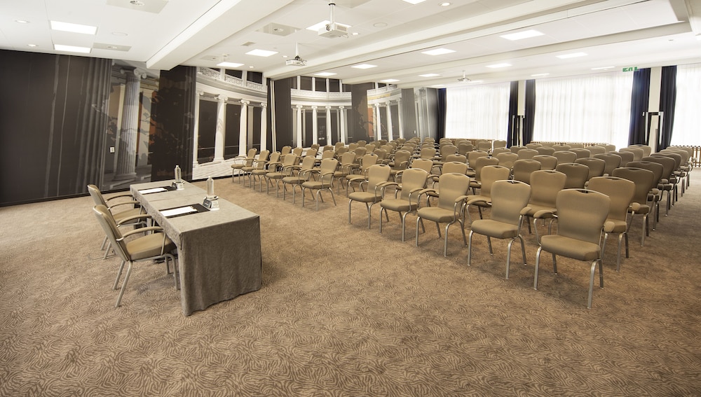De Bilderberg Oosterbeek 29/30