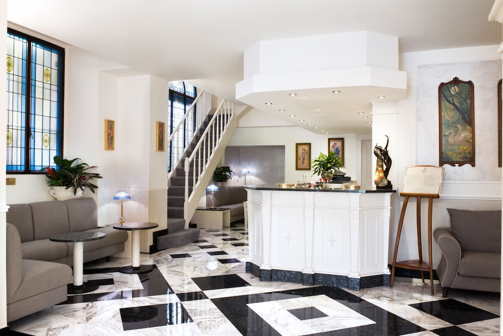Lobby at Berchielli Hotel, FLORENCE
