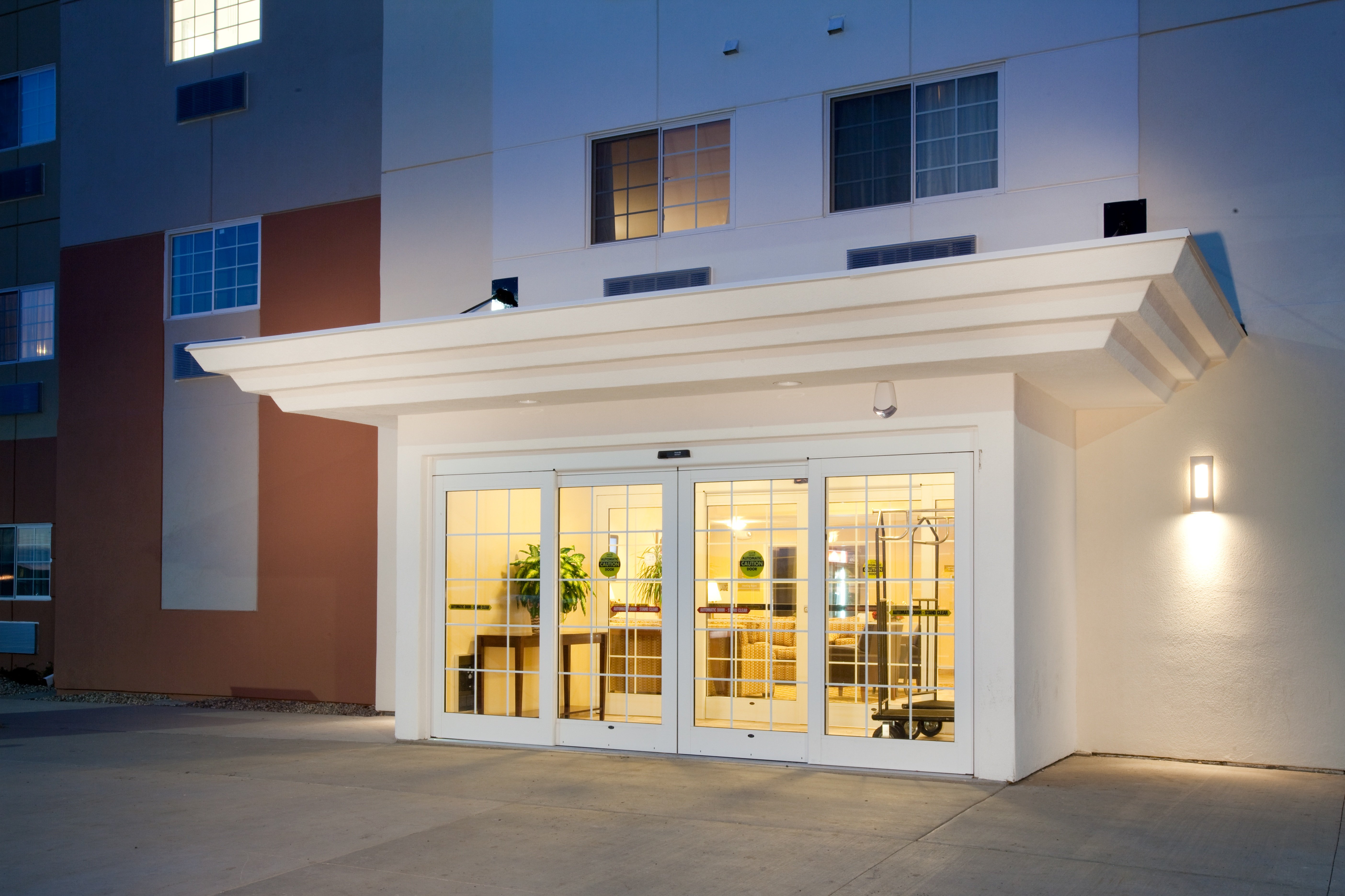 Candlewood Suites Minot 6/20