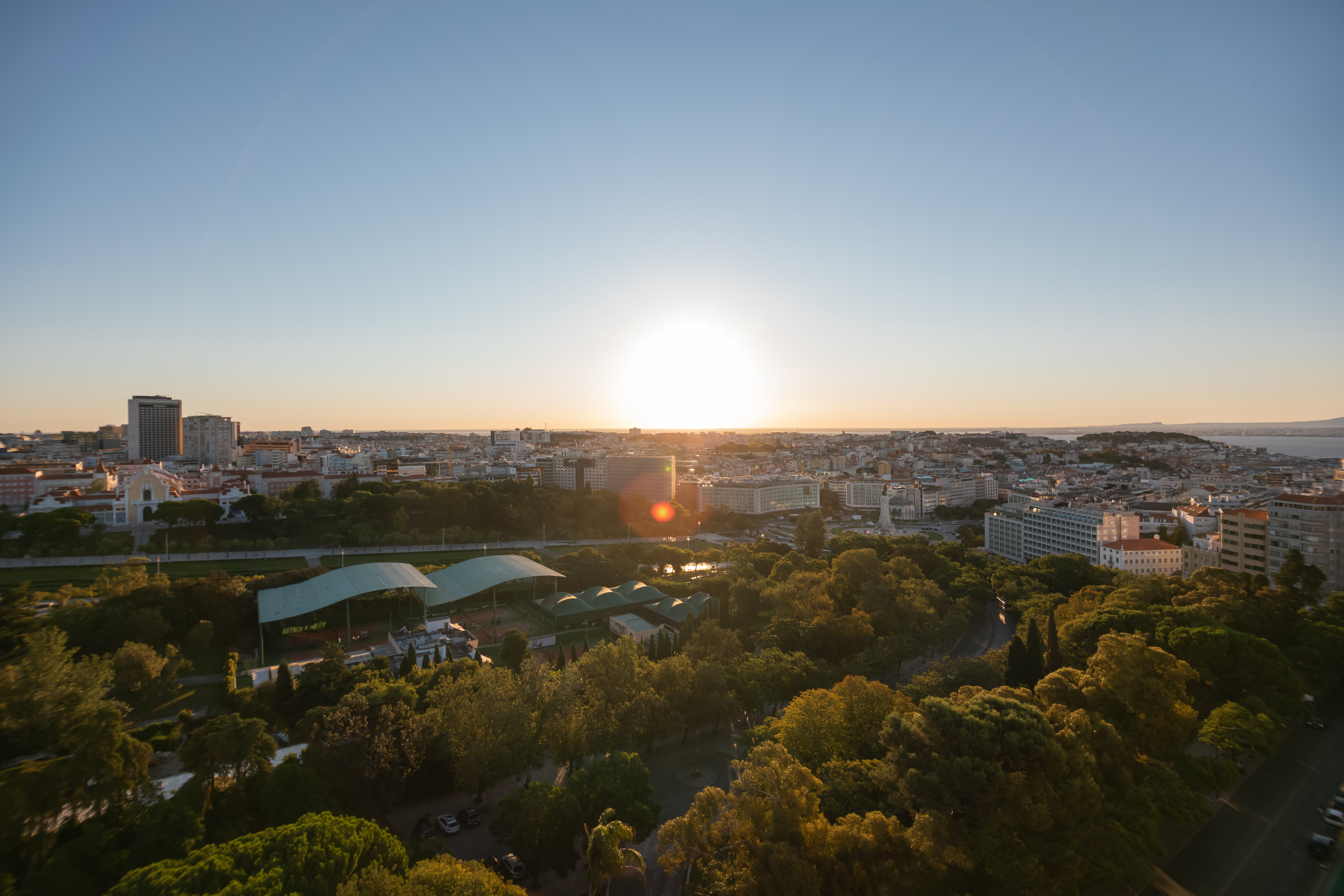 Intercontinental Lisbon 76/79