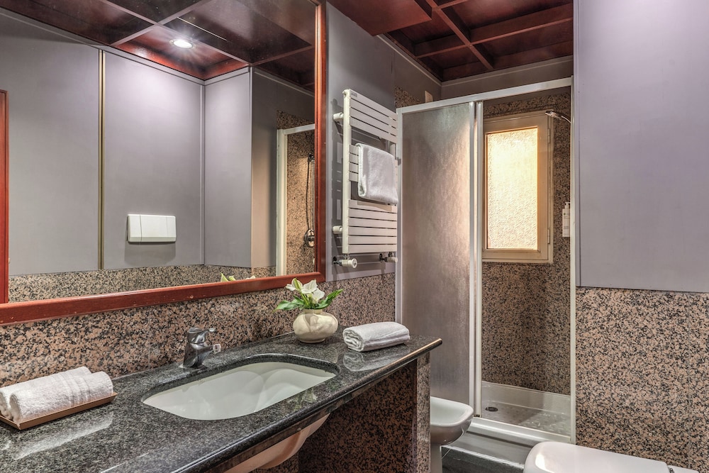 Madison Hotel Rome 43/48