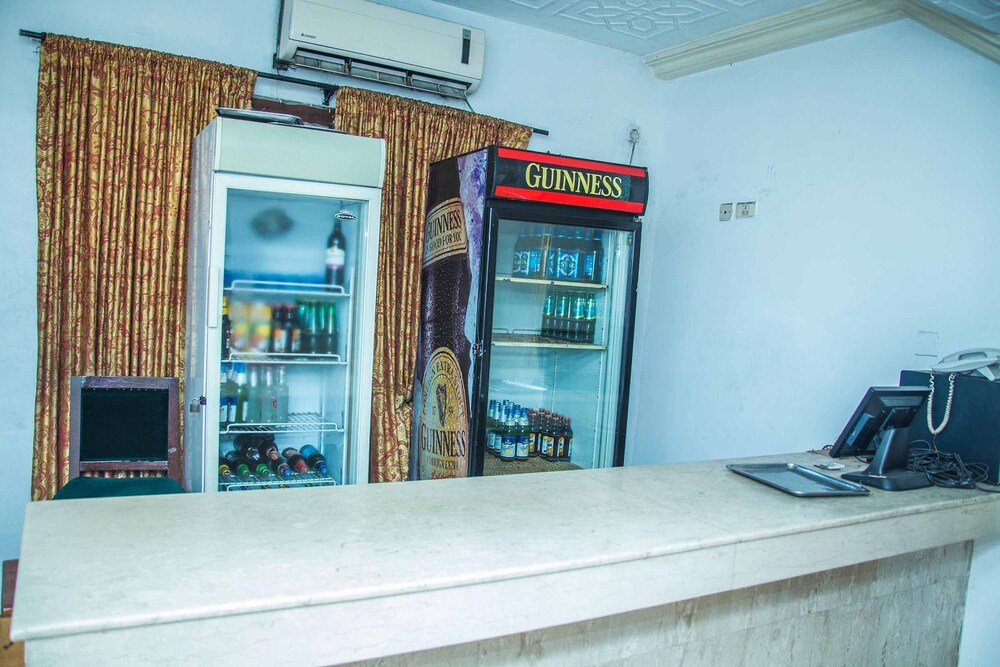 Muriela Hotels 3/45