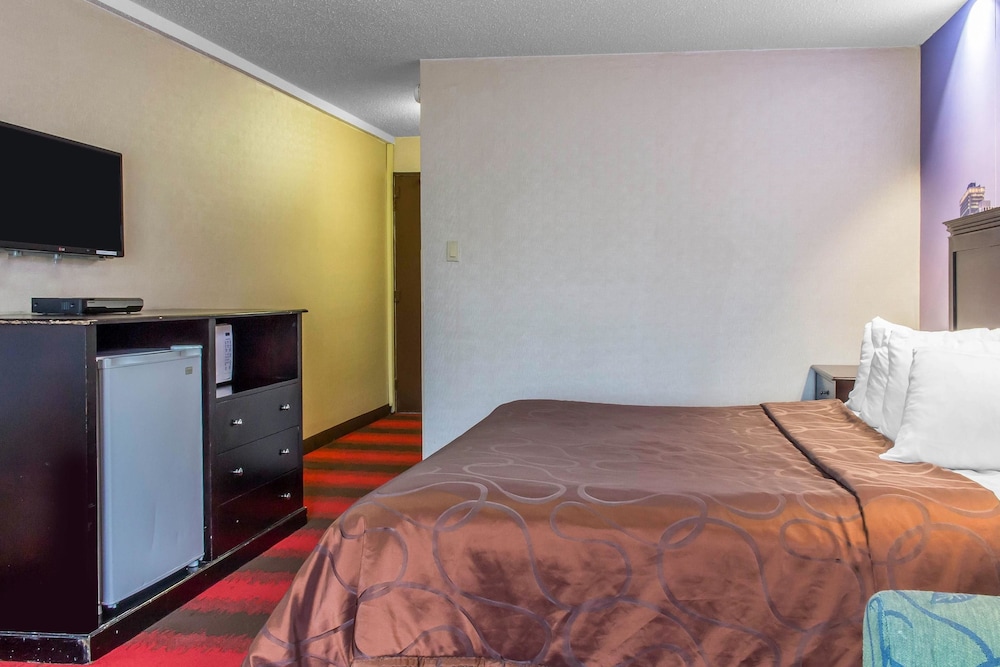 Rodeway Inn Capri 10/45