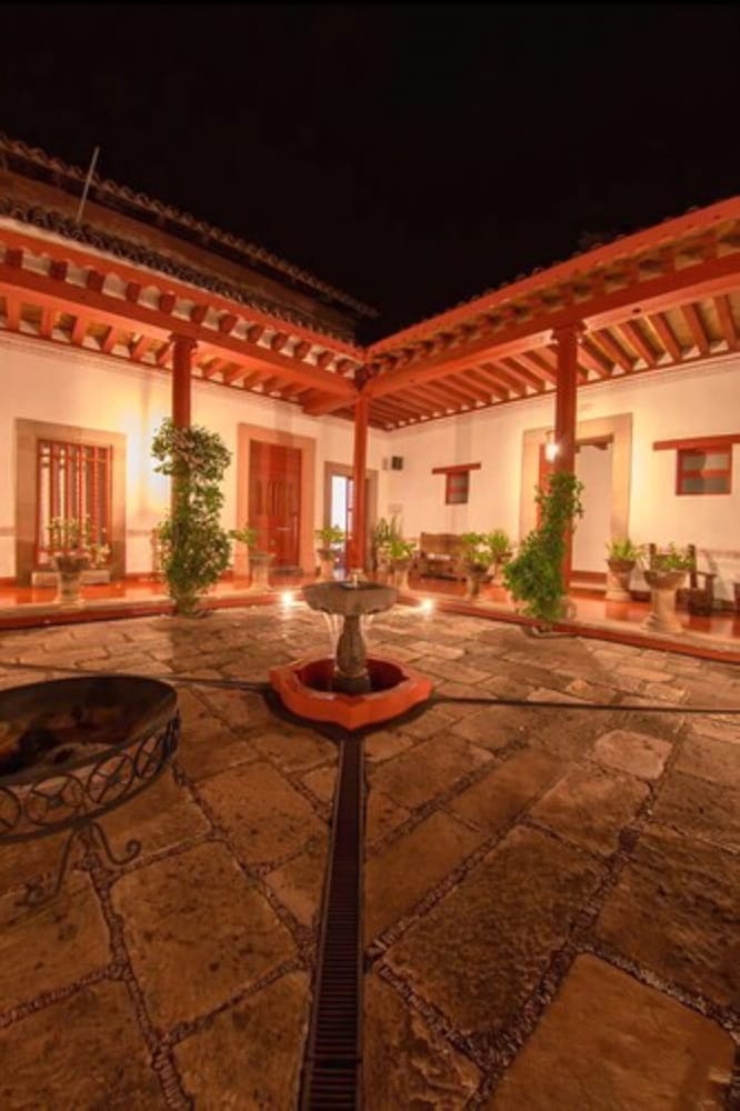 Hotel Posada La Basilica 65/72