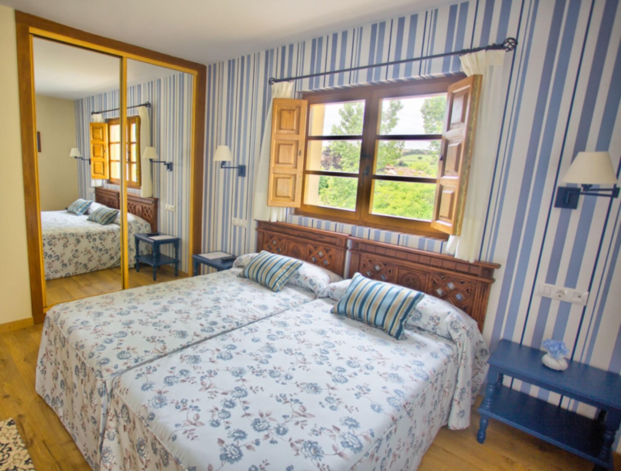 Hotel Colonial de Santillana 21/58
