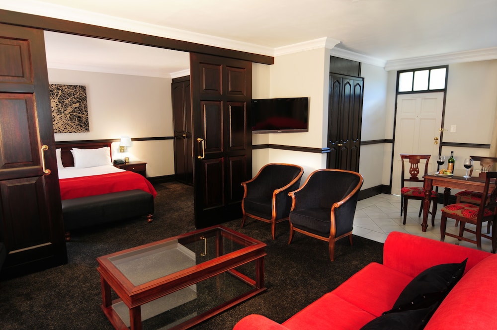 Court Classique Suite Hotel 29/50