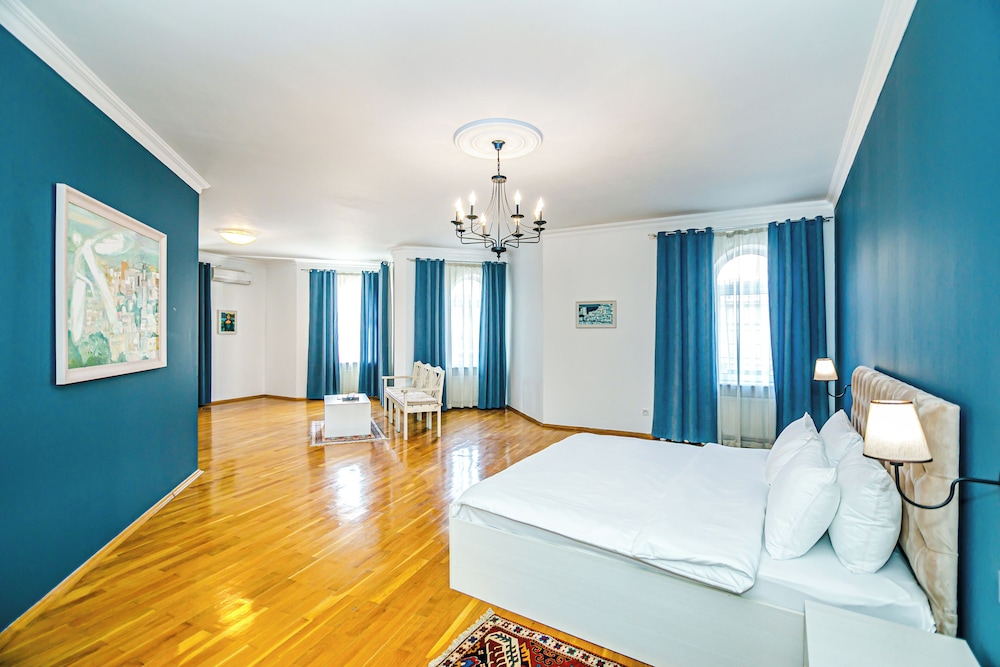 SUPERIOR, KING BED, TERRACE