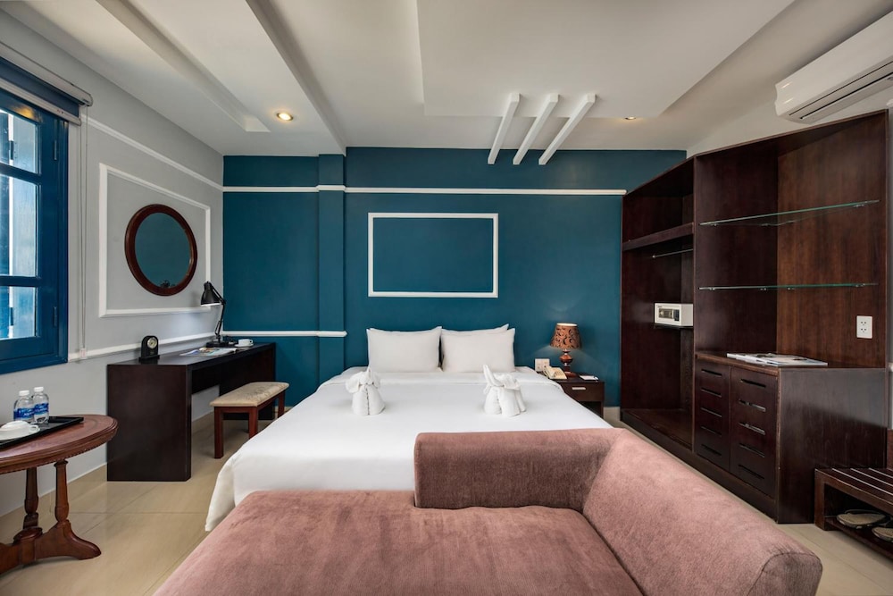 Sofia Boutique Hotel 10/24