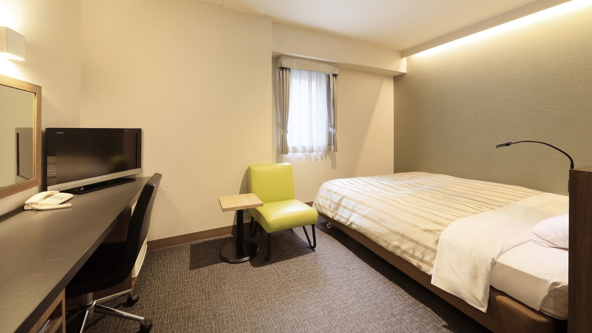 غرفة بسرير كوين، Atsugi Urban Hotel 4/7