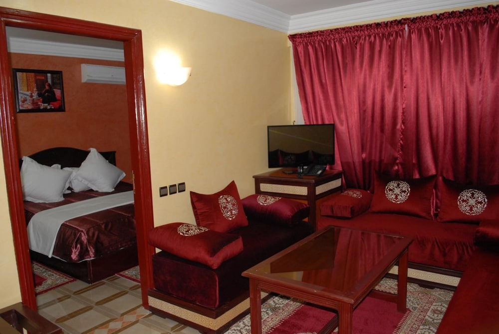 Hotel Les Ambassadeurs 46/64