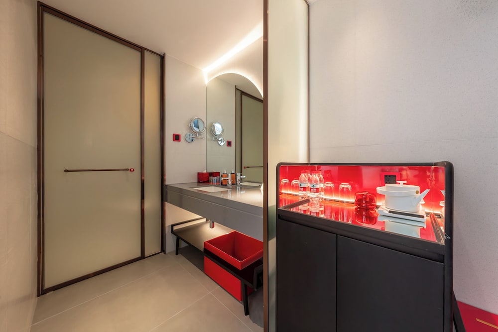 NEOLAB Hotel Ji nan Daming Lake Baotu Spring Hotel 9/19