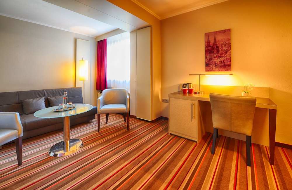 Leonardo Hotel Koln 47/77